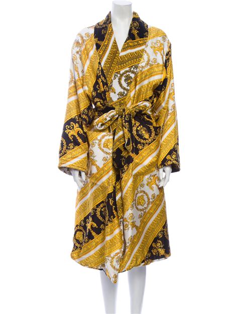 versace fake robe